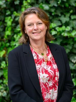 Kate H Smith -36_web crop.jpg